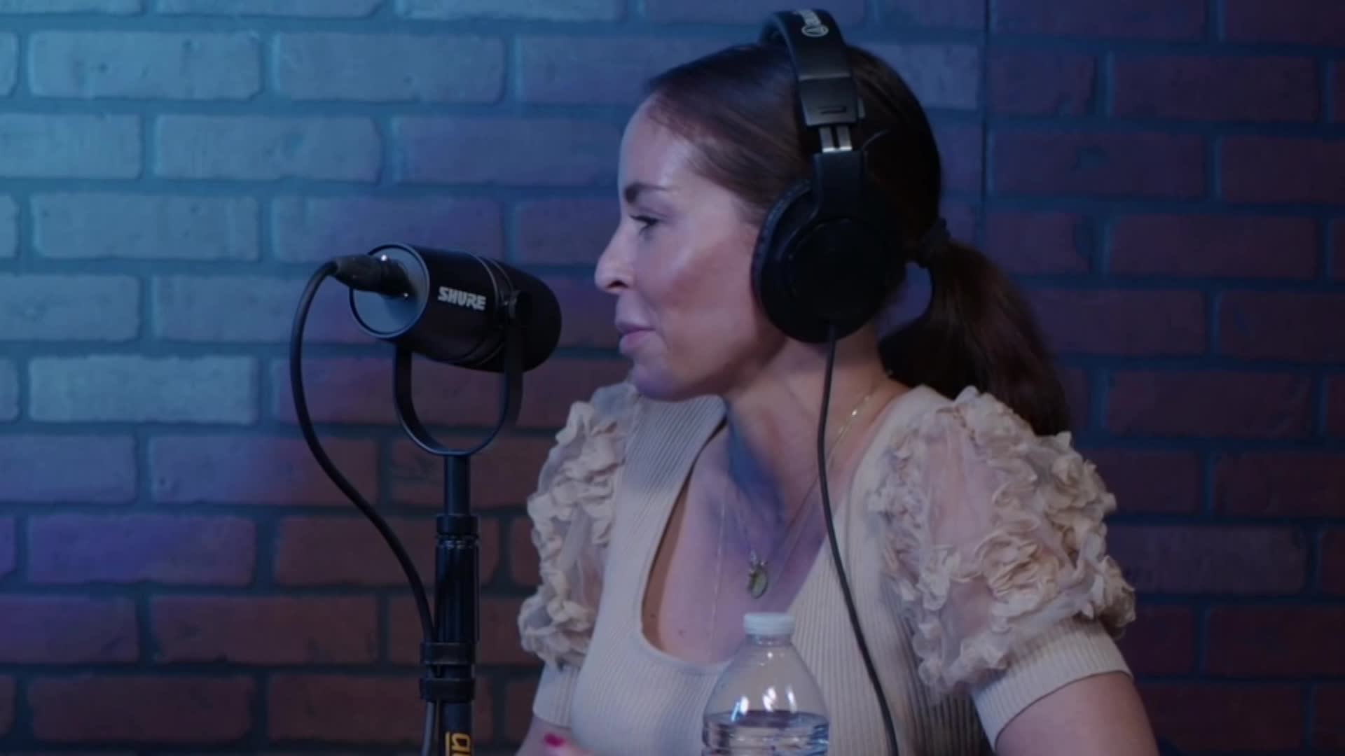 33 SENSES EP1S1 JEANETTE FERRI